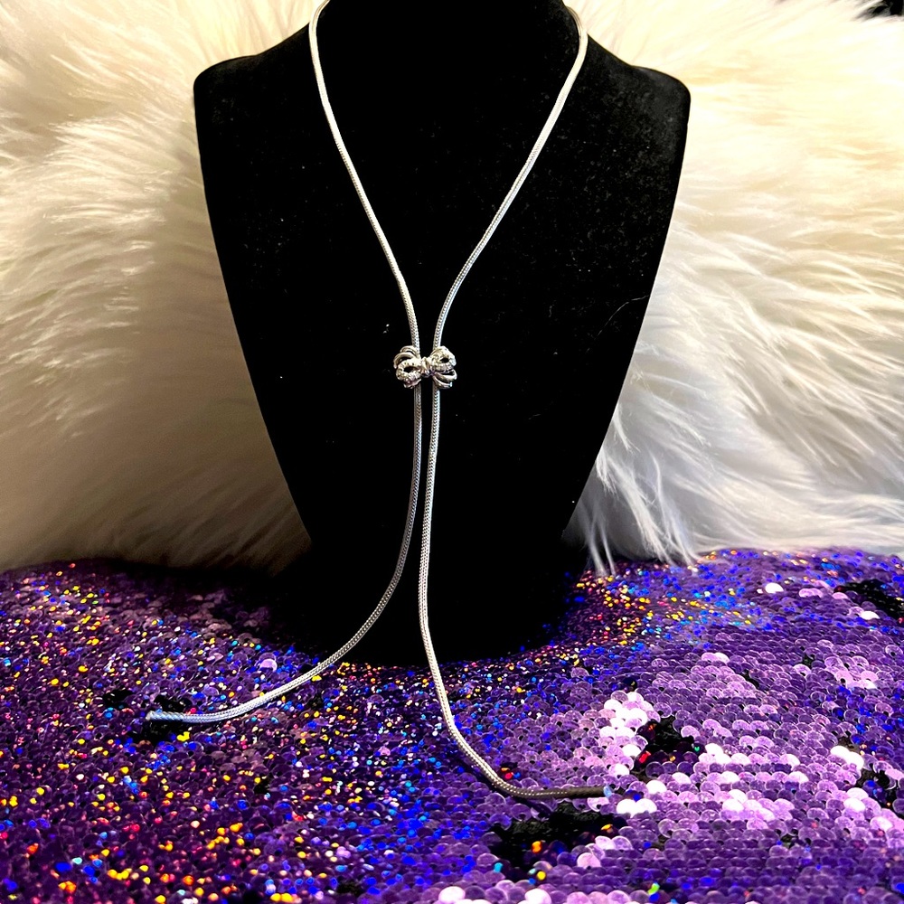 Solid 18k japan gold with Diamonds ribbon pendant necklace